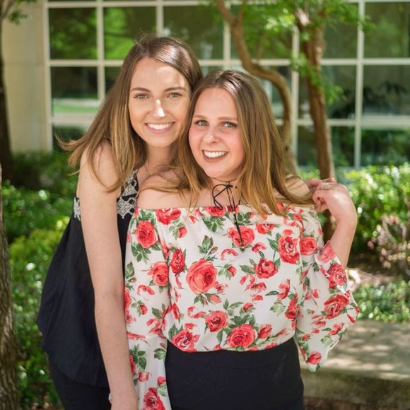 Meet your Posher, Mallory - Picture 1 of 1